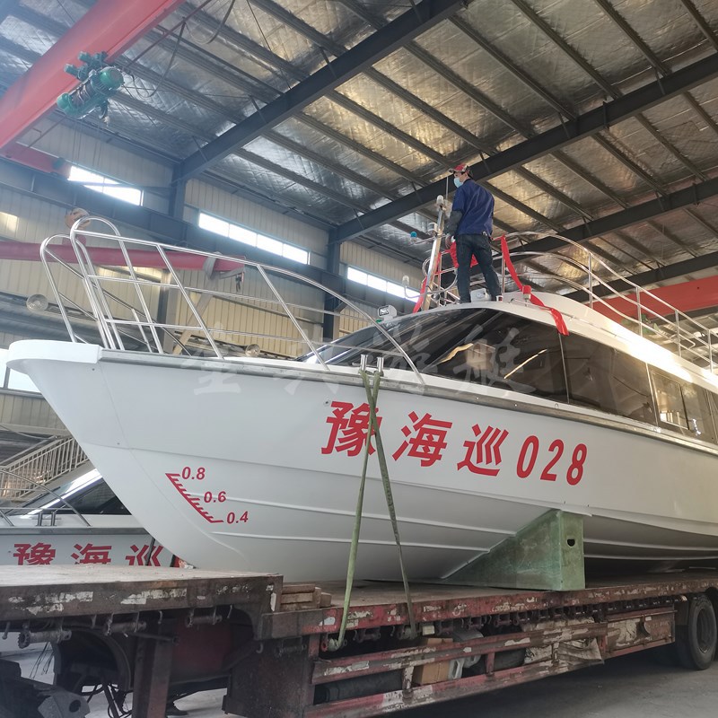 廠家供應(yīng)玻璃鋼客船，巡邏艇，交通艇，公務(wù)接待艇，觀光艇，游艇
